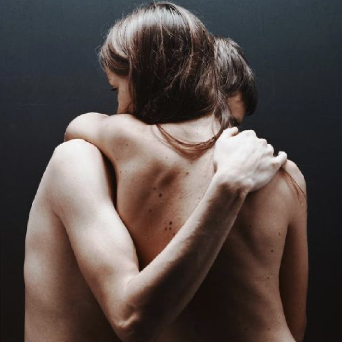 girls with flowers rounded-full